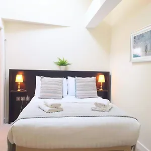 The Penthouse At Regent House Light And Airy Floor With Lift Access 1 Bedroom En-suite Luxury Ultra Location Apartment