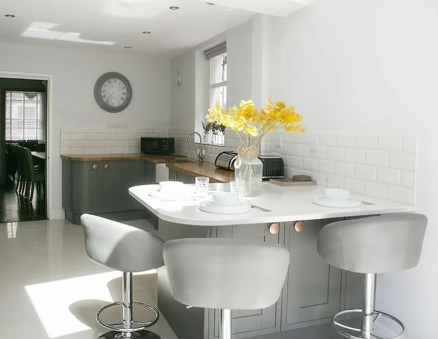 بيت للعطل فيلا St Magnus House, Fabulous Harrogate Town House